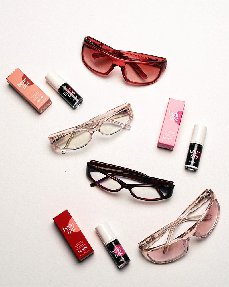 DESK SIDEZ - DEZI X Benefit Blue Light Glasses - Image 11